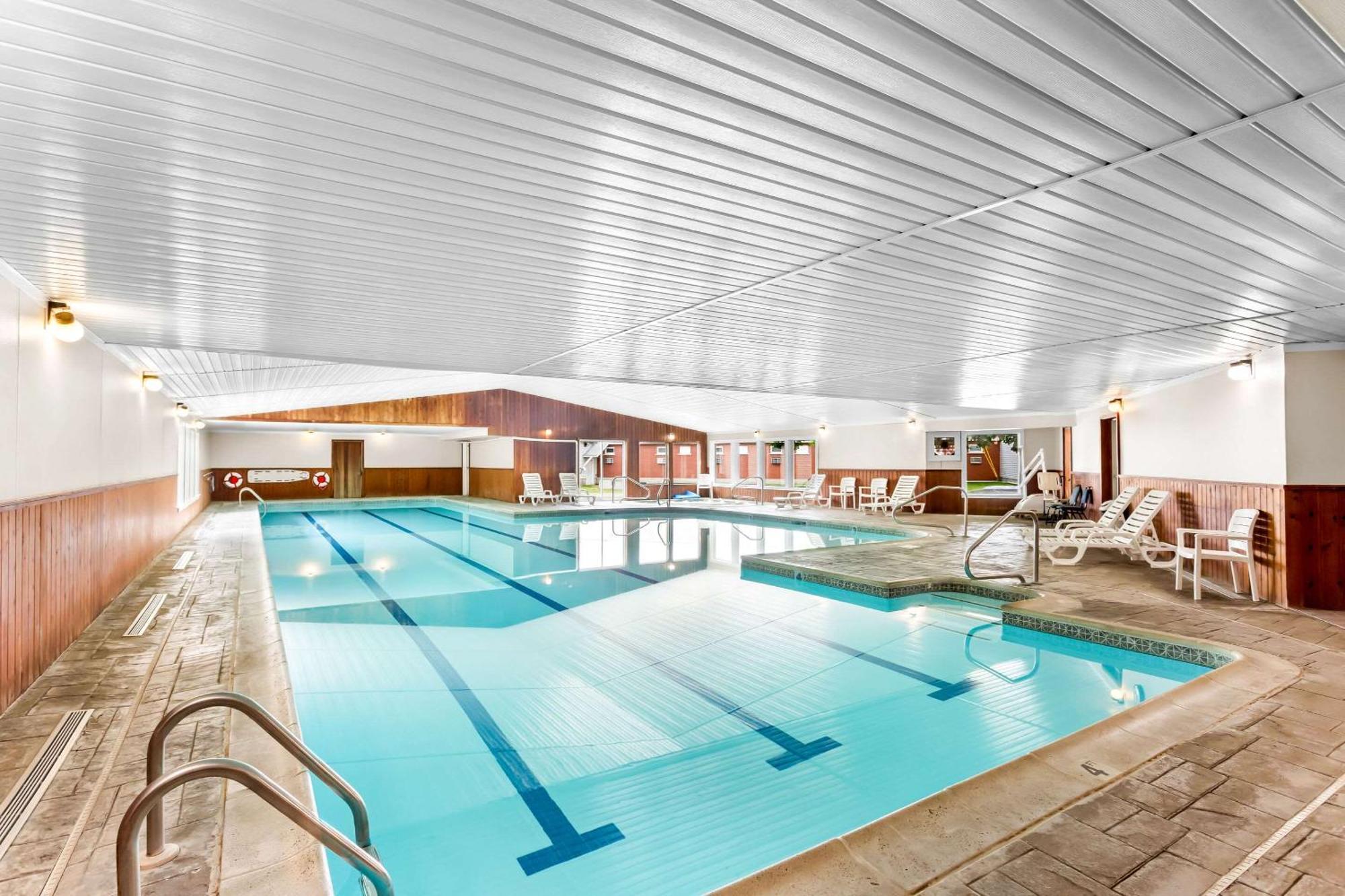 Rodeway Inn Gorham Kültér fotó